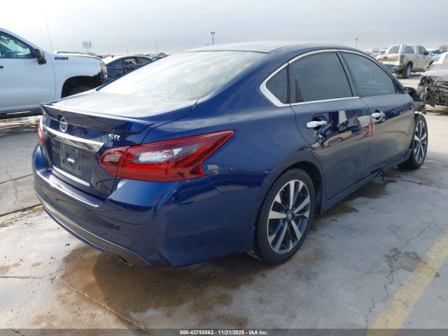 Nissan Altima 2.5 Sr Image 10