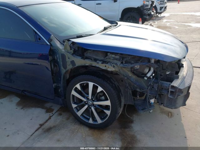 Nissan Altima 2.5 Sr Image 2