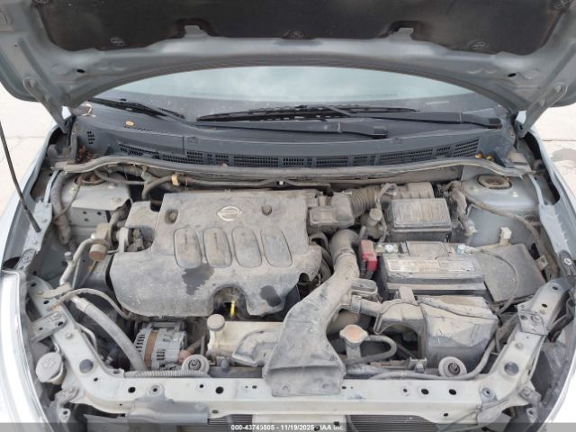 Nissan Versa 1.8s Image 18