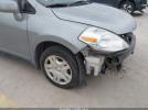 Nissan Versa 1.8s Image 10