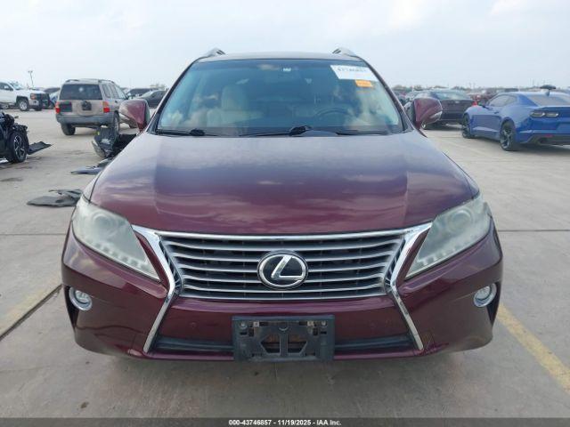 Lexus RX Image 16
