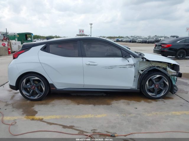 Hyundai VELOSTER Turbo Ultimate Image 14