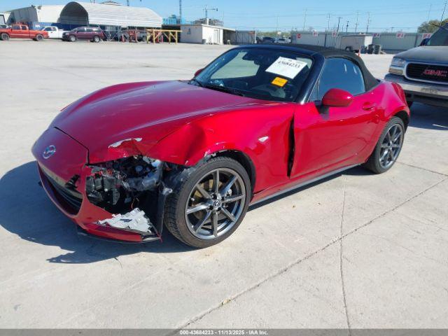 Mazda MX-5 Miata Grand Touring Image 6