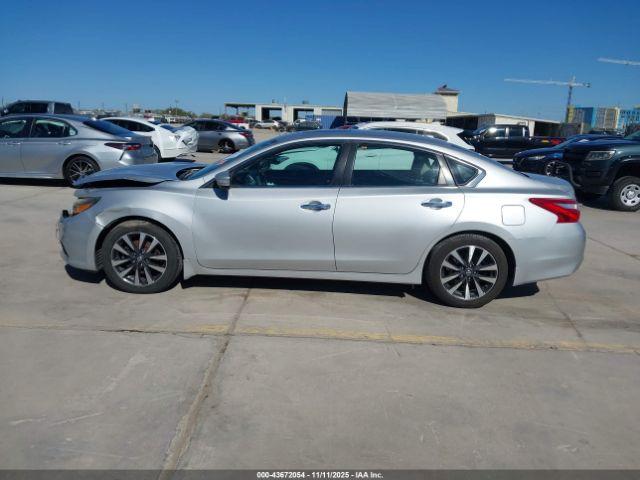 Nissan Altima 2.5 Sl Image 12