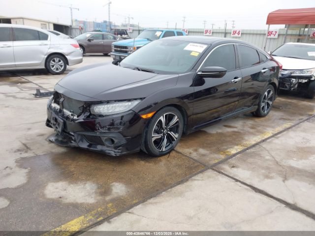 Honda Civic Touring Image 3