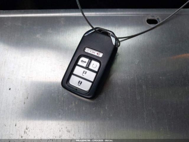 Honda Civic Touring Image 12