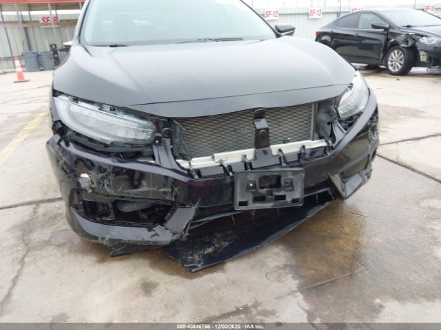 Honda Civic Touring Image 16