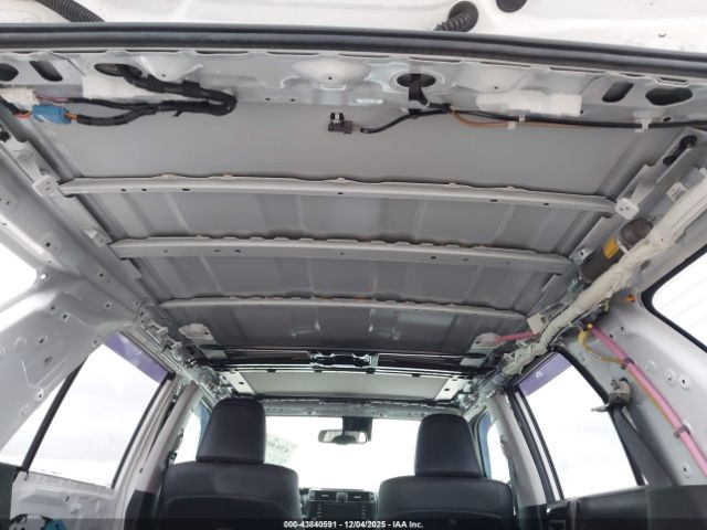 Toyota 4Runner Venture Special Edition Image 14