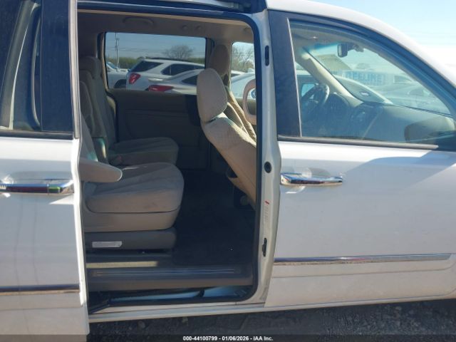 Kia Sedona Ex Image 7