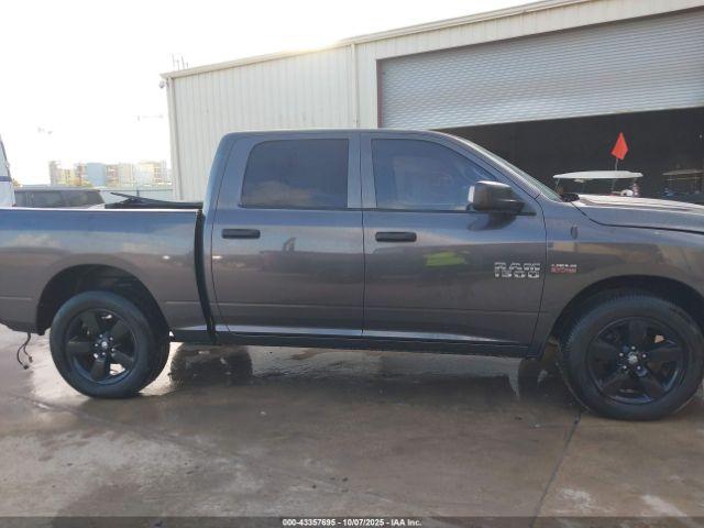 Ram 1500 Express Image 20