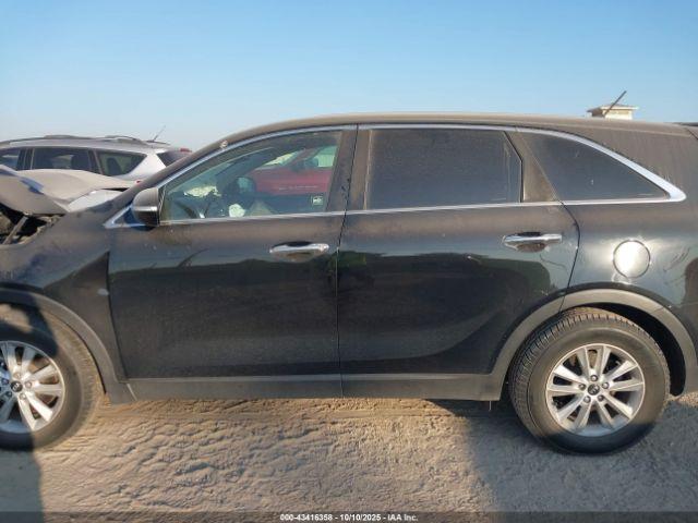 Kia Sorento 3.3l Lx Image 12