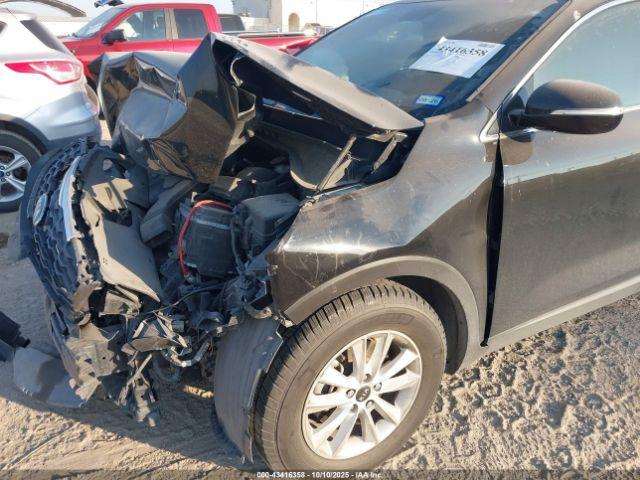 Kia Sorento 3.3l Lx Image 16