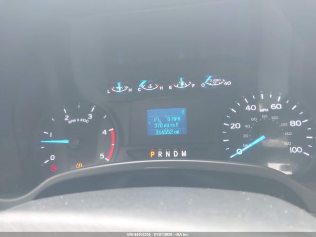 Ford F-250 Xl Image 8