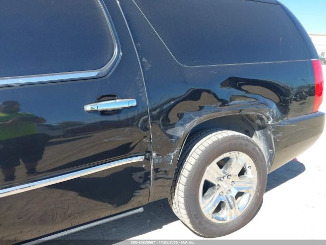 Cadillac Escalade Platinum Edition Image 4