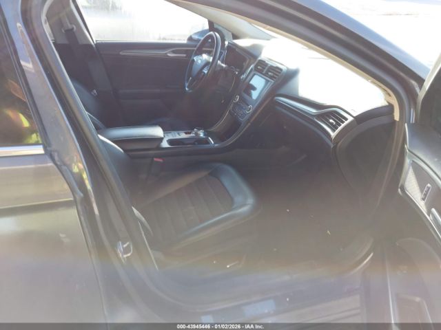 Ford Fusion Se Image 2