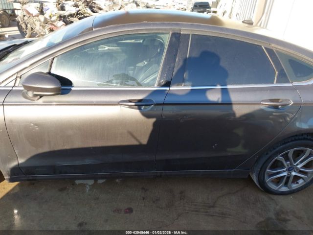 Ford Fusion Se Image 18