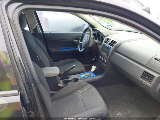 Dodge Avenger Image 13