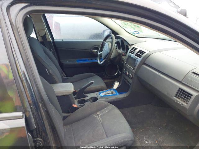 Dodge Avenger Image 13