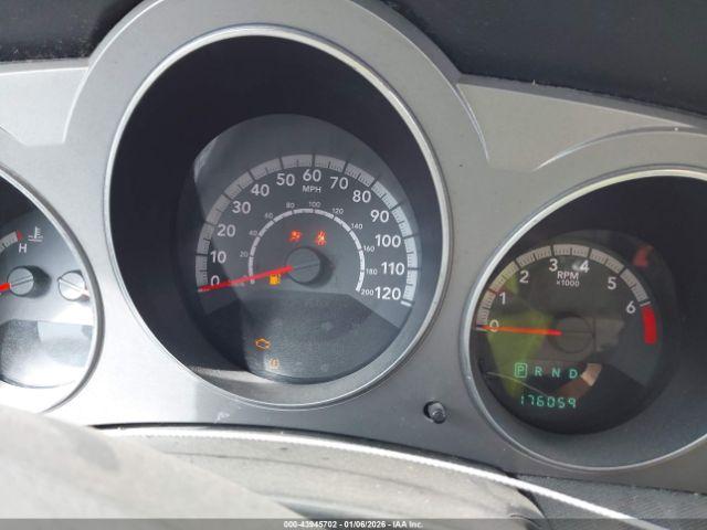 Dodge Avenger Image 2