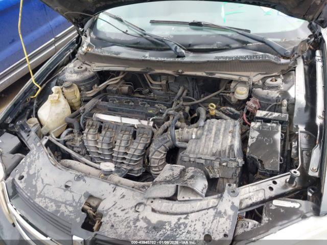 Dodge Avenger Image 6