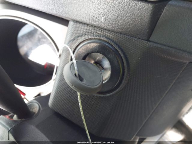 Dodge Avenger Image 8