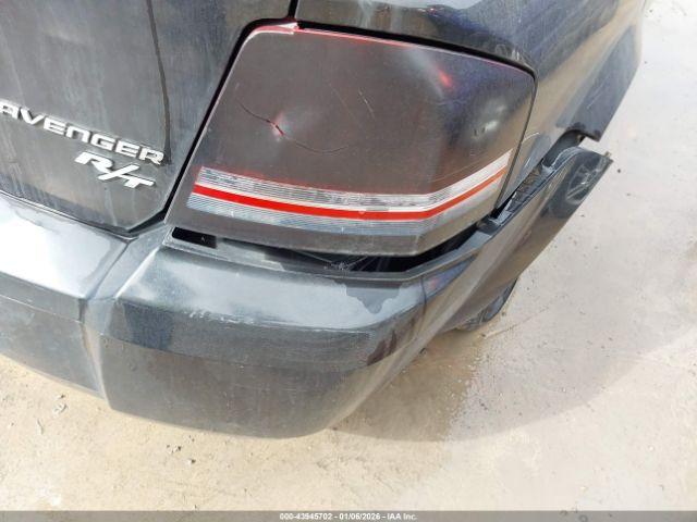 Dodge Avenger Image 5