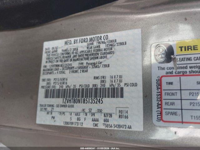 Ford Mustang Image 13