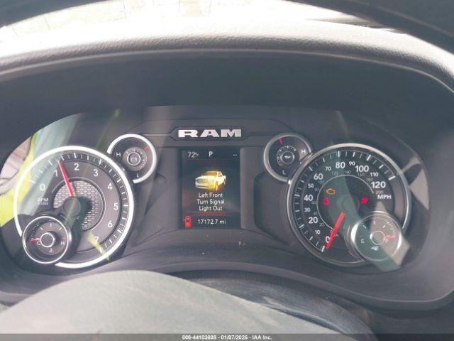 Ram 2500 Tradesman  4x4 8' Box Image 3