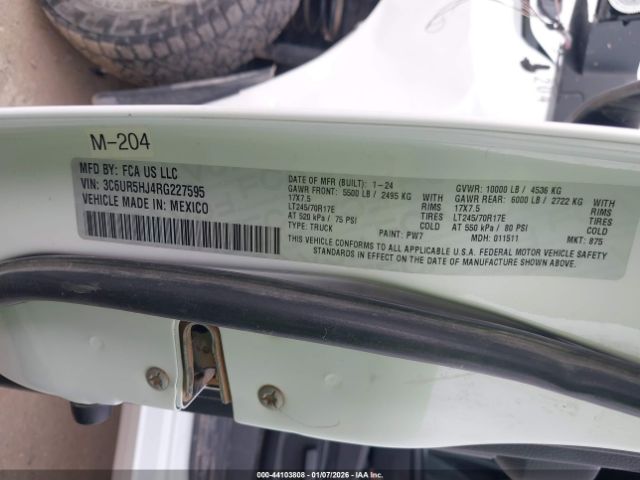Ram 2500 Tradesman  4x4 8' Box Image 15