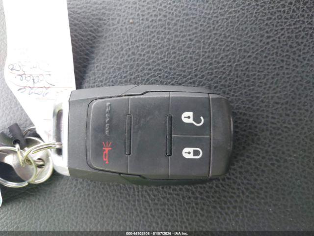 Ram 2500 Tradesman  4x4 8' Box Image 10