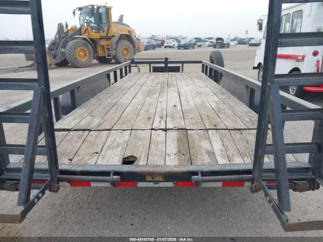 Lamar Flatbed Image 3