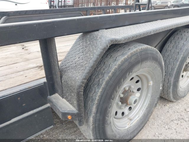 Lamar Flatbed Image 11