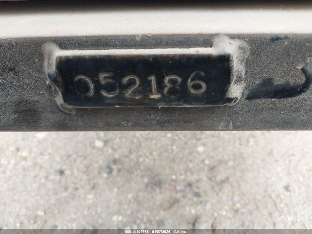 Lamar Flatbed Image 8