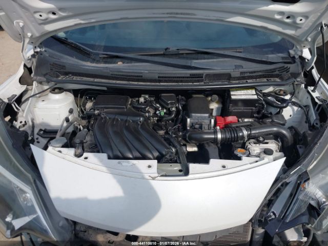 Nissan Versa Sr Image 5