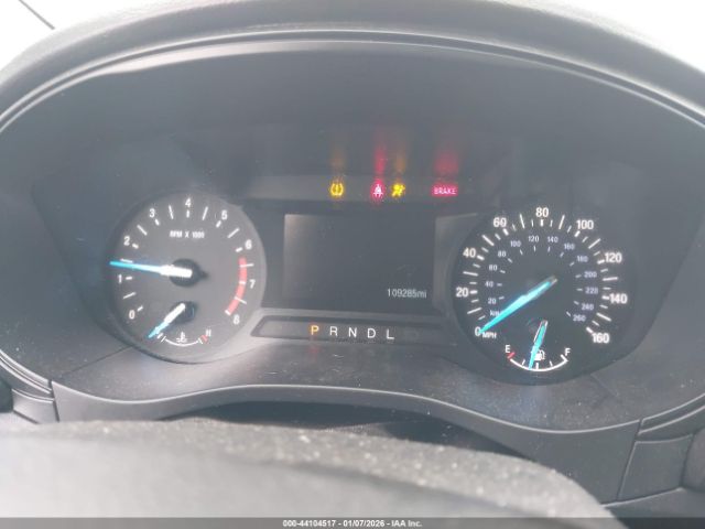 Ford Fusion S Image 10