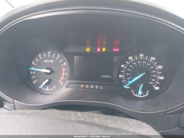 Ford Fusion S Image 10