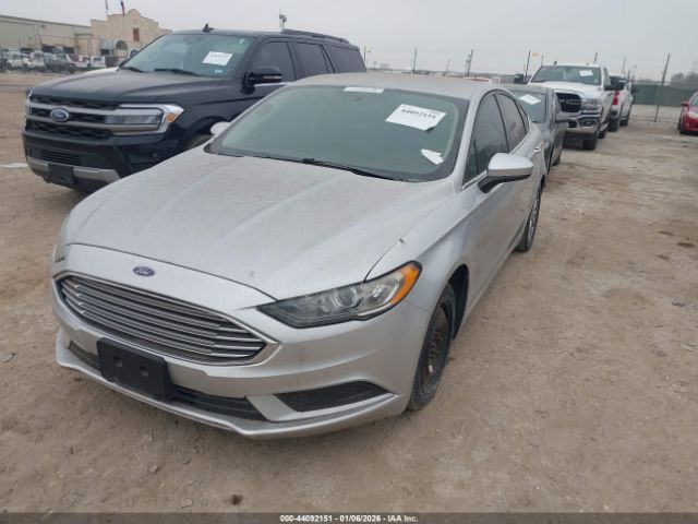 Ford Fusion Se Image 4