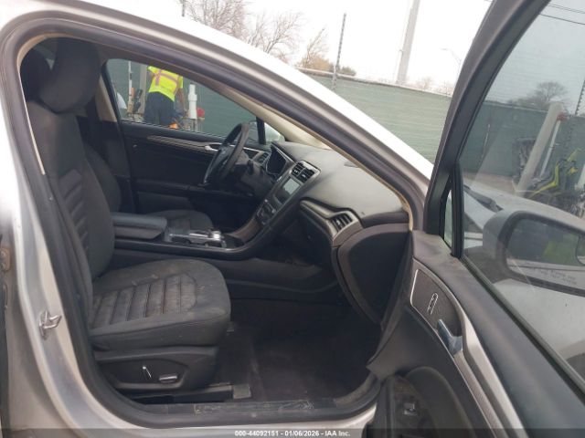 Ford Fusion Se Image 2