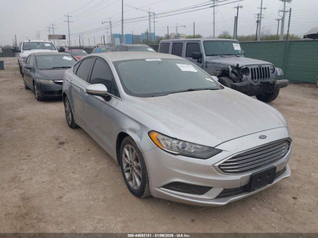 Ford Fusion Se Image 3