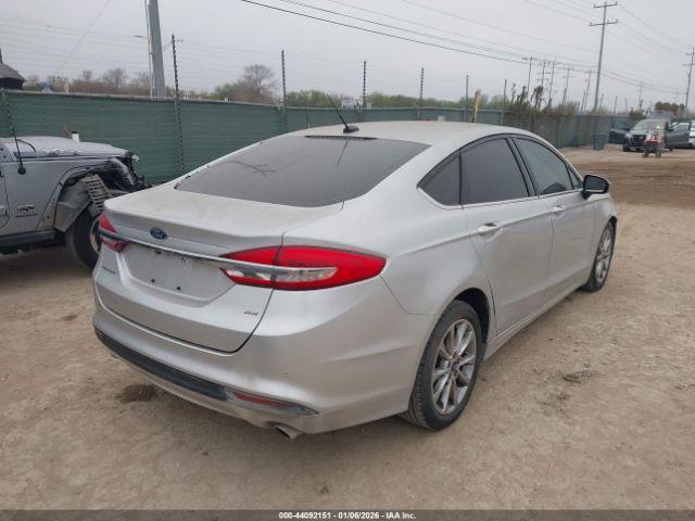 Ford Fusion Se Image 15