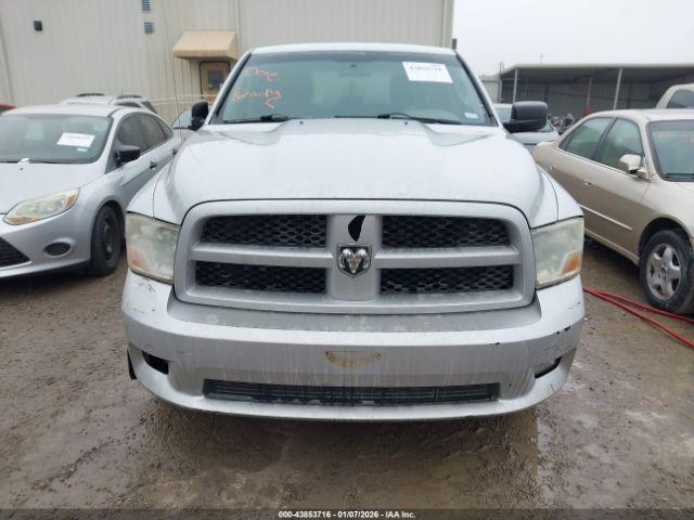 Ram 1500 St Image 9