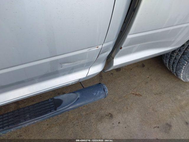 Ram 1500 St Image 13