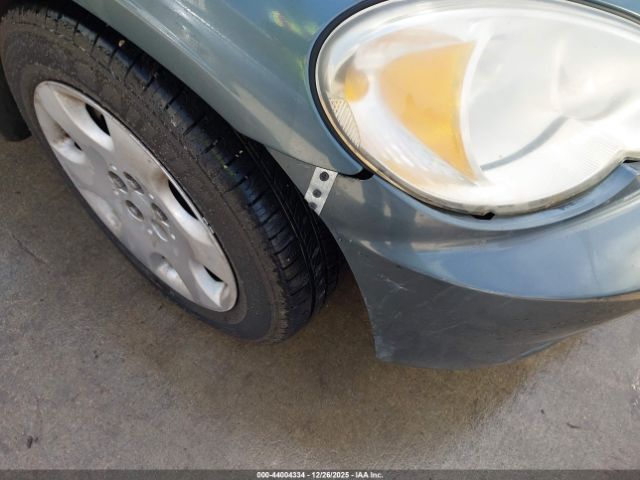 Chrysler PT Cruiser Touring Image 10