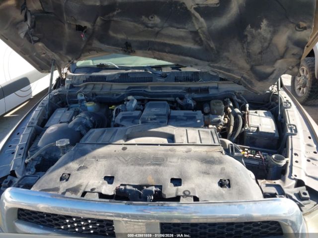 Dodge Ram 3500 Laramie Image 7