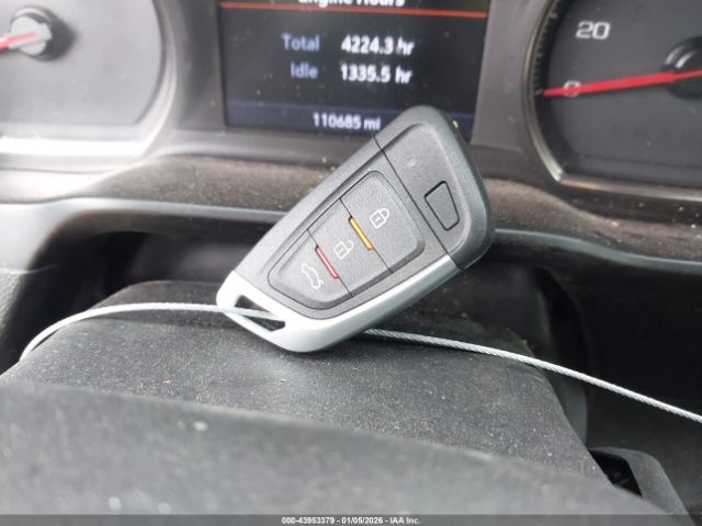 Chevrolet Silverado 1500 4wd  Short Bed Lt Image 9