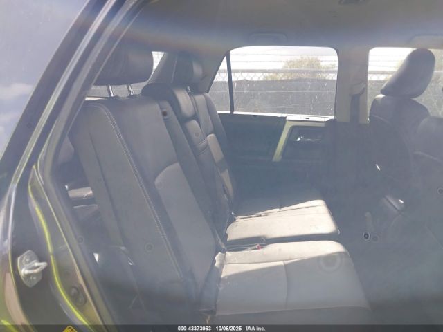 Toyota 4Runner Sr5 Image 14