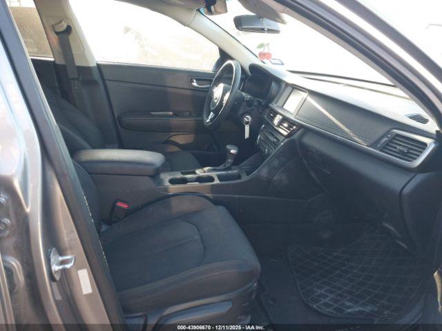 Kia Optima Lx Image 3