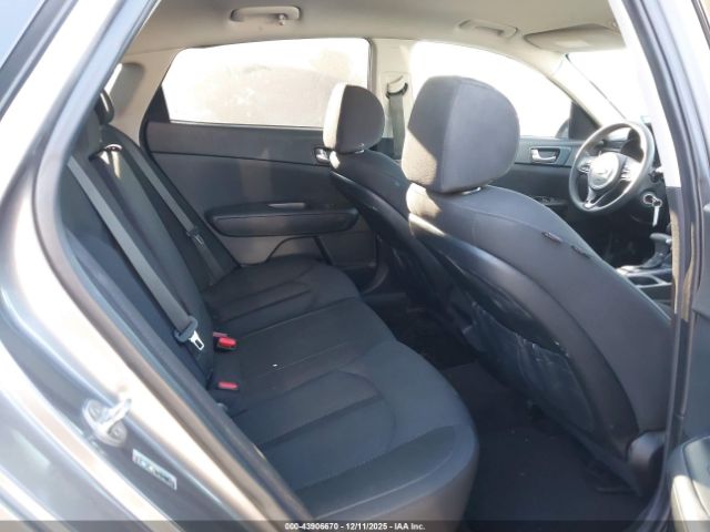 Kia Optima Lx Image 6