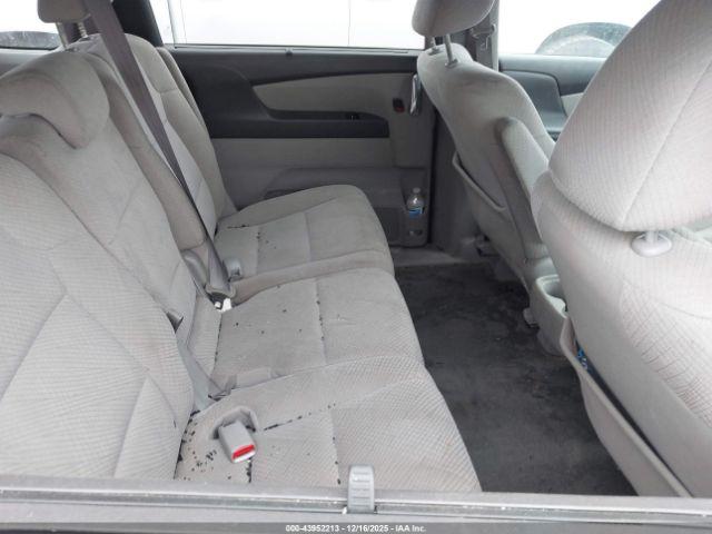 Honda Odyssey Ex Image 4