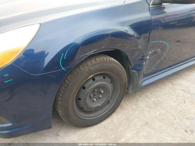 Subaru Legacy 2.5i Image 16